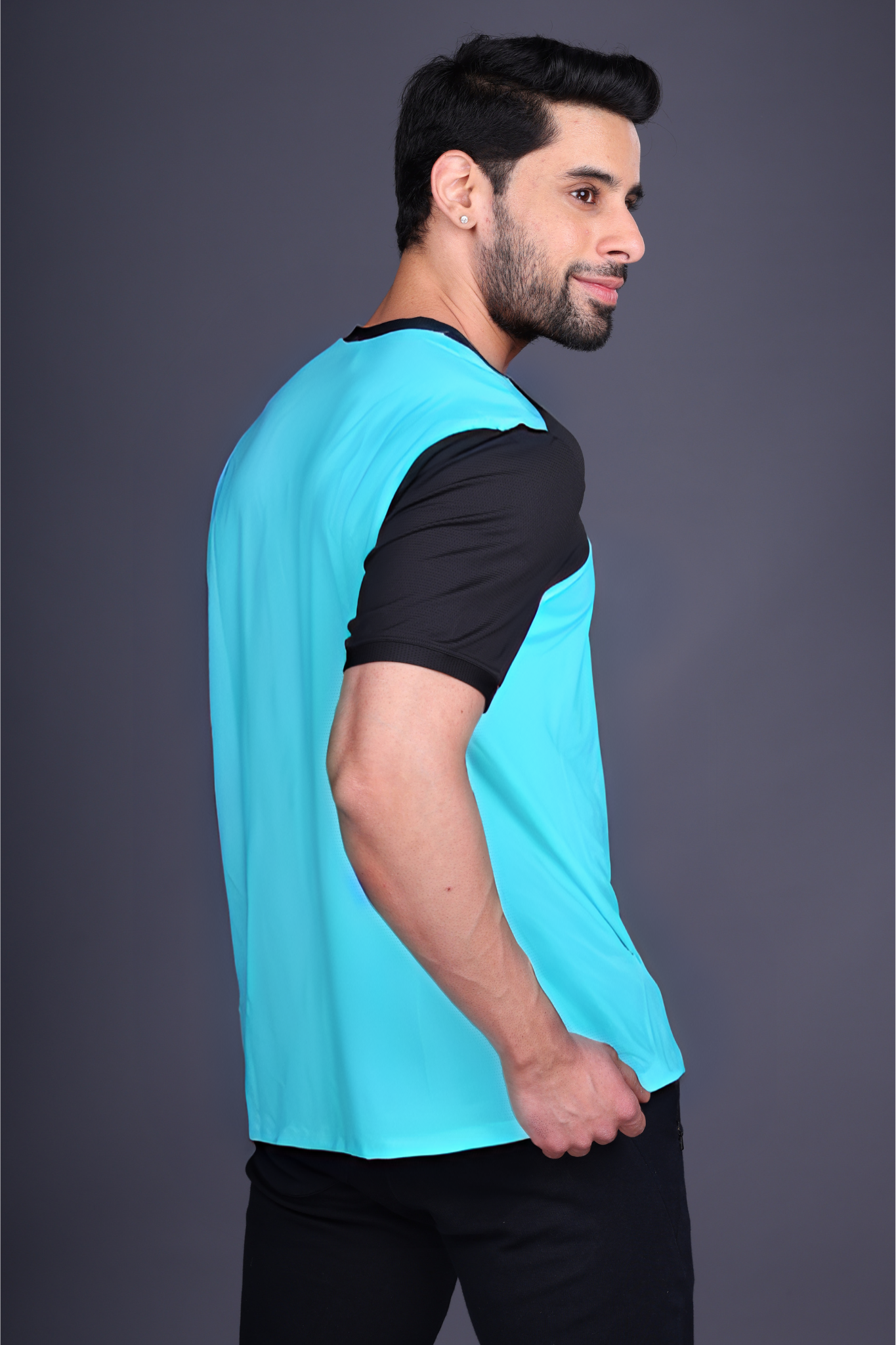 Yoddha Mesh - V neck Black and Turquoise T-shirt