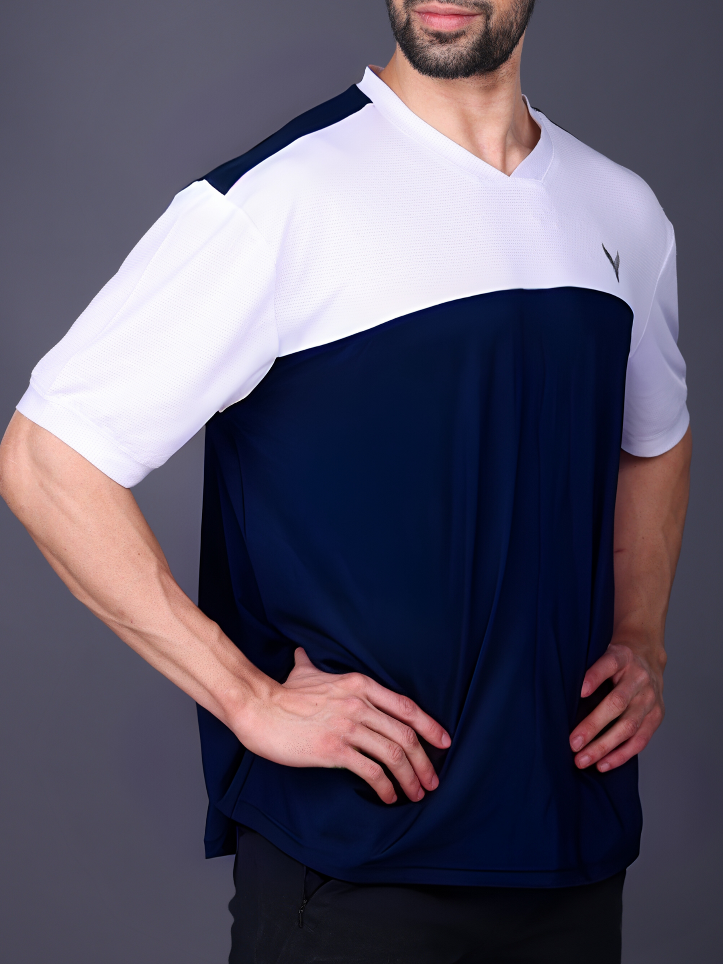 Yoddha Mesh - V neck White and Navy T-shirt