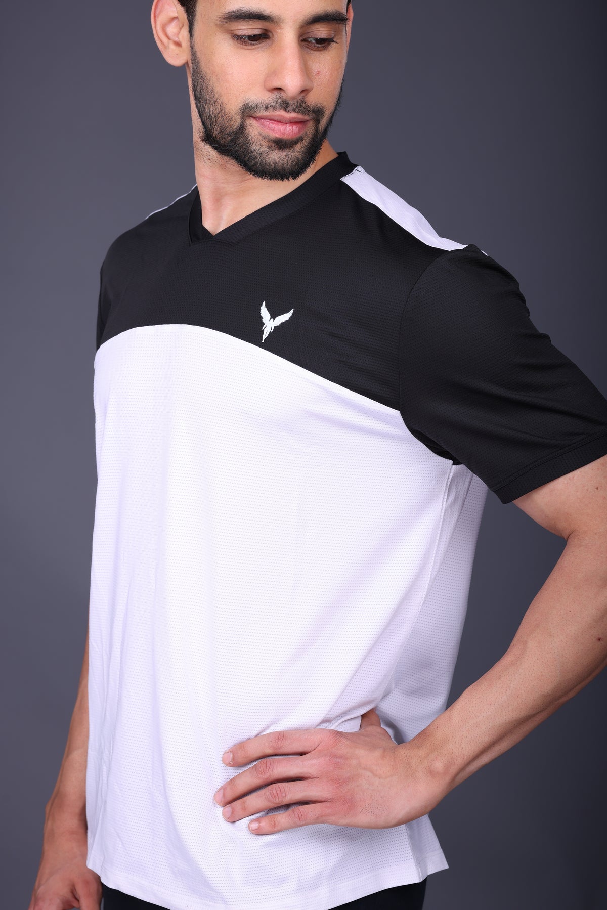 Yoddha Mesh - V neck Black and White T-shirt